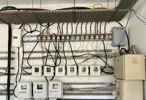 Electrician Asbestos Exposure: What Workers Need to Know